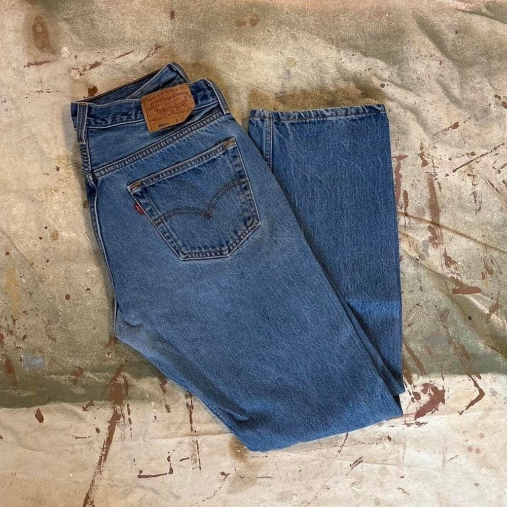 Vintage 80s Button fly 501XX Levi's jeans Measure 32x30 Made in the USA